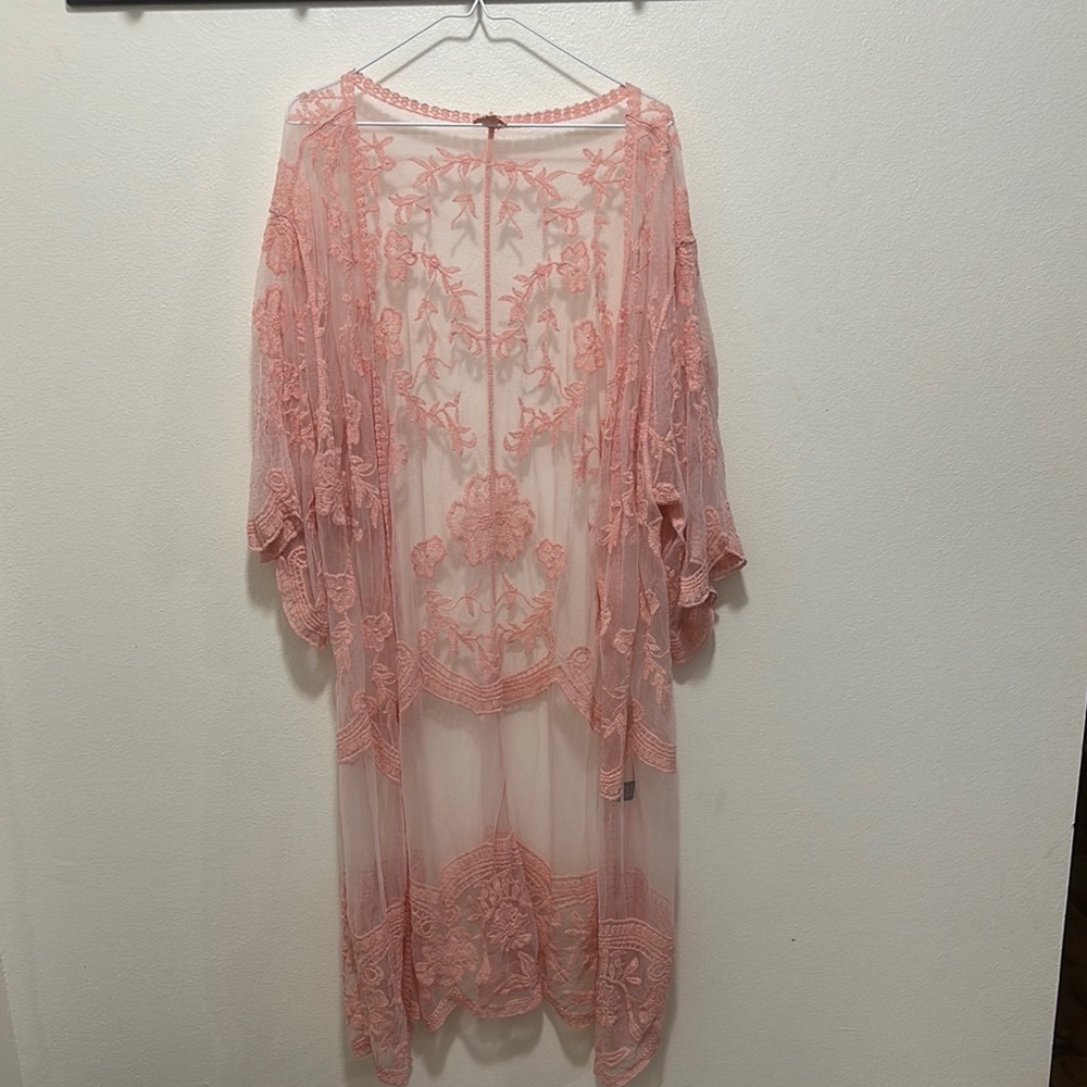POL Blush Sheer Embroidered Duster      S/M